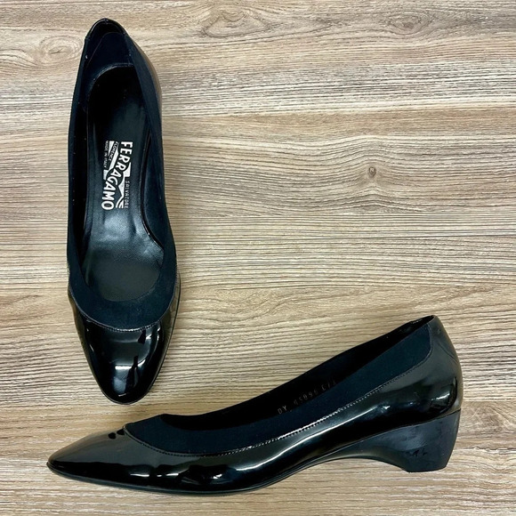 Salvador Ferragamo Patent Leather Heel Size 7.5 B - Picture 1 of 14